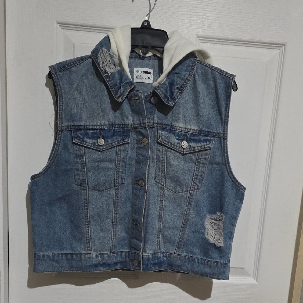 Ci Sono Blue‎ Denim Vest with Cream Hoodie